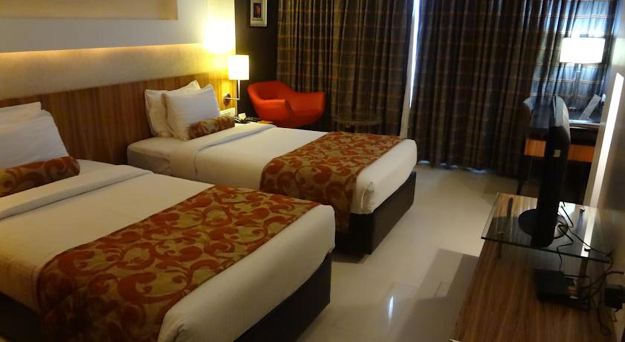 Hotel Satkar Residency Thane Eksteriør billede