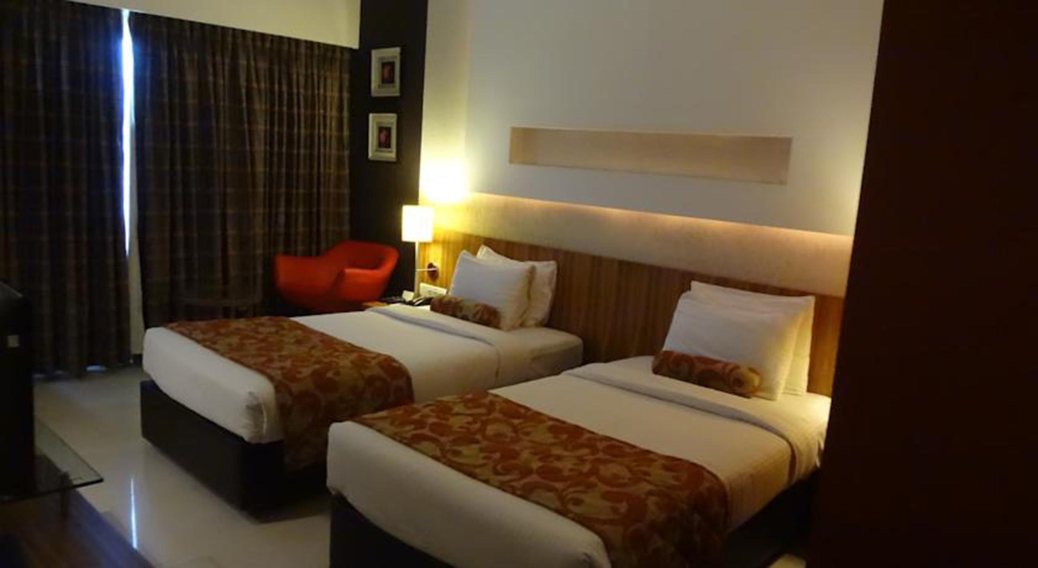 Hotel Satkar Residency Thane Eksteriør billede