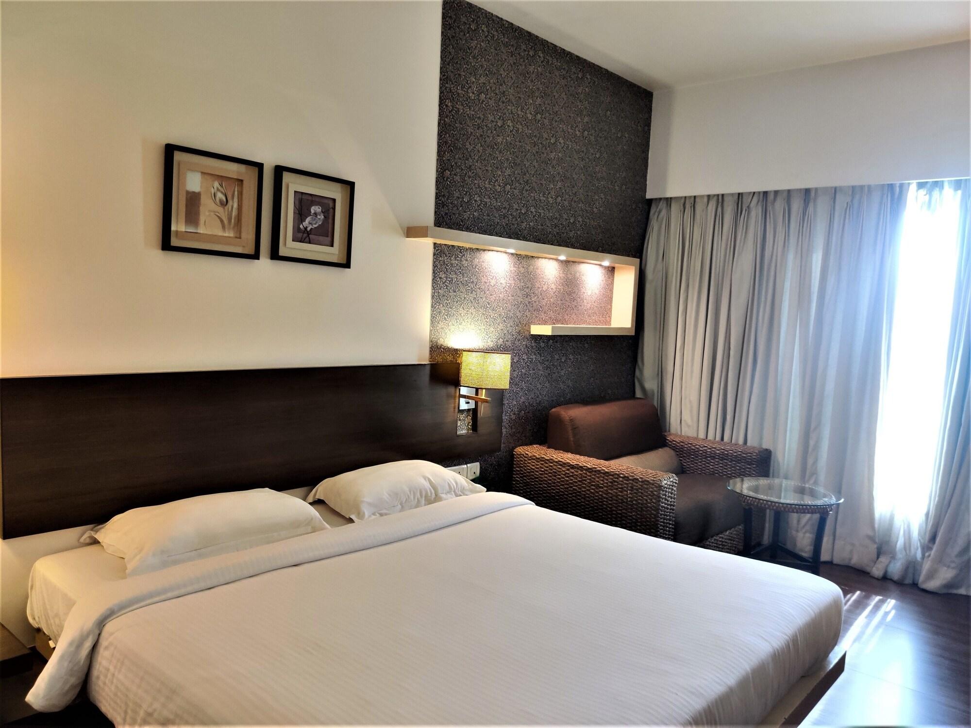 Hotel Satkar Residency Thane Eksteriør billede