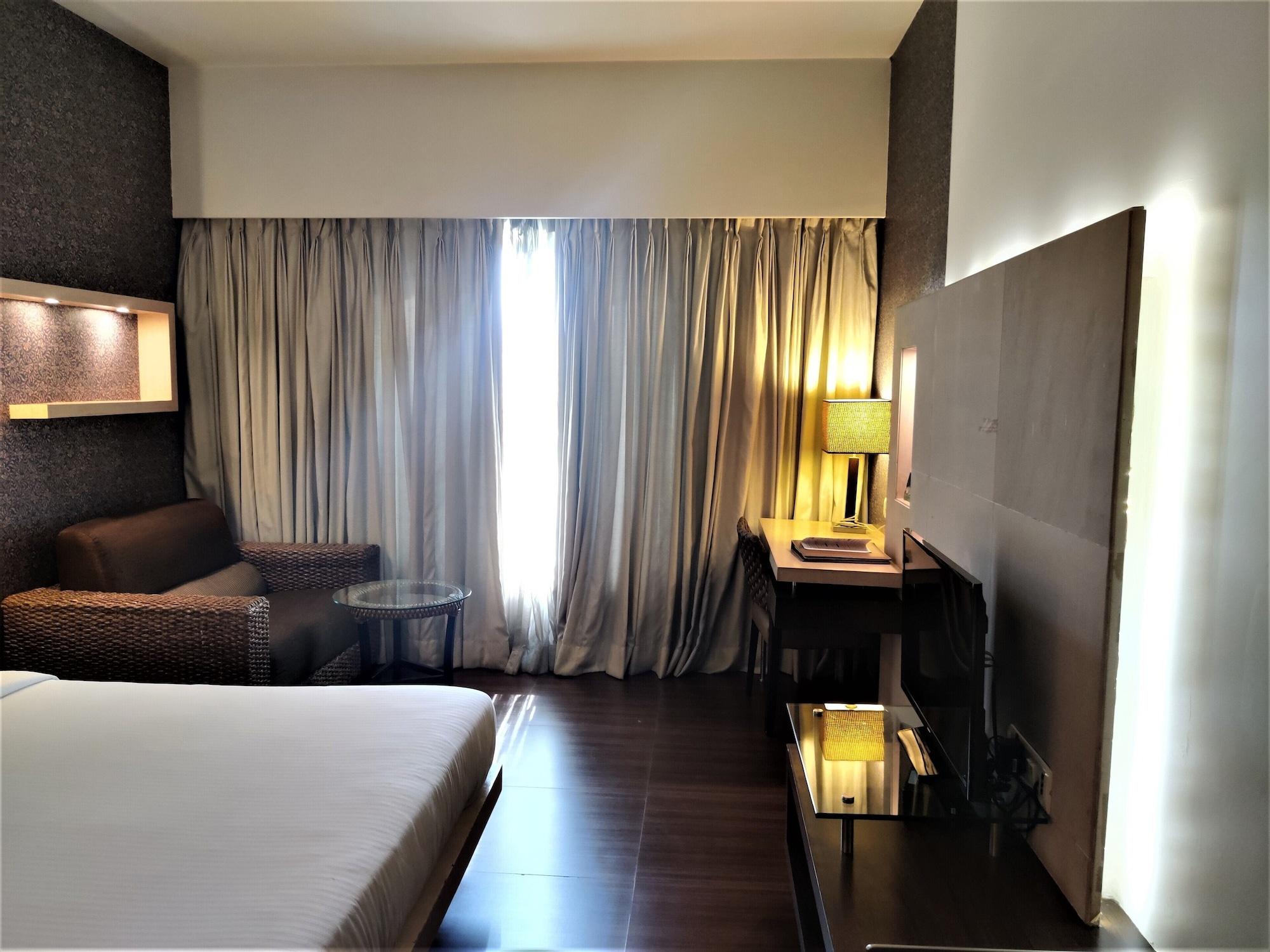 Hotel Satkar Residency Thane Eksteriør billede