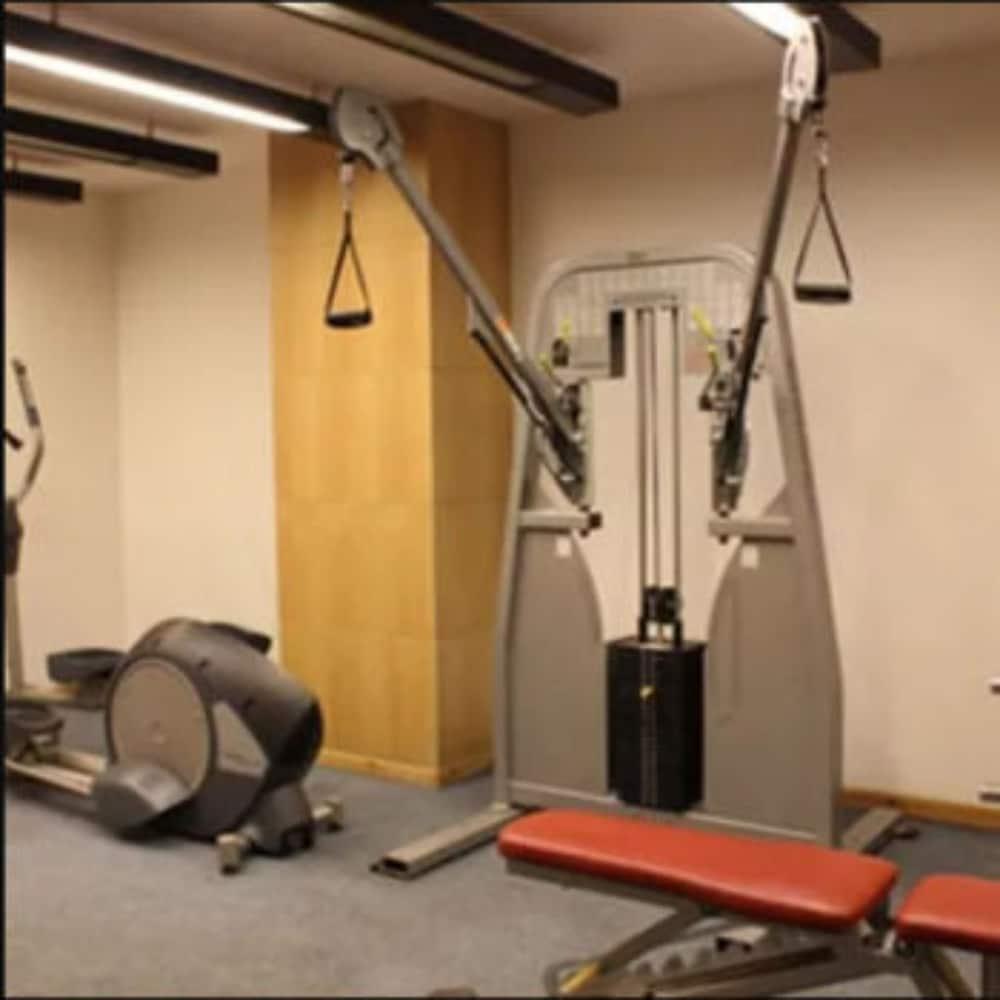 Hotel Satkar Residency Thane Eksteriør billede